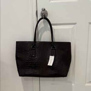 Croc-Embossed Faux Leather Tote in Black large poon